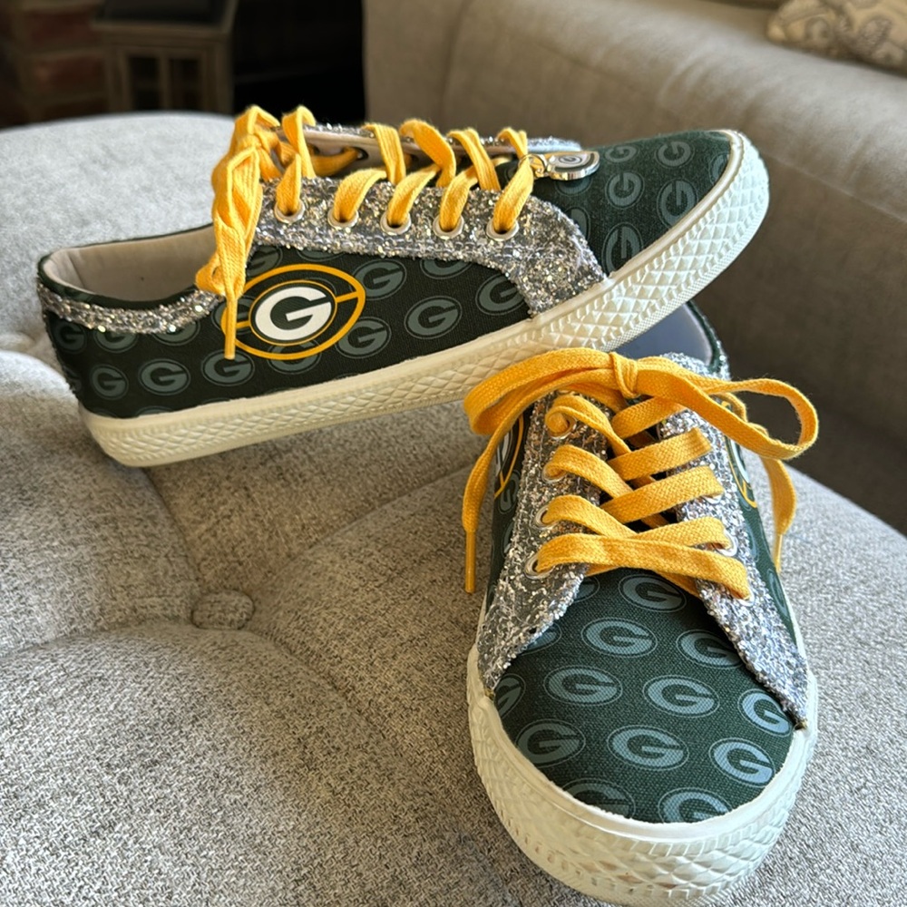 Greenbay PACKERS sneakers! Worn 1X. EXCELLENT condition and super comfortable!